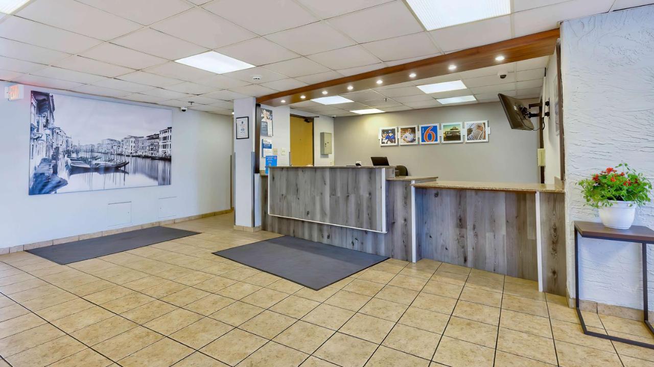 Motel 6-Milwaukee, Wi - Glendale المظهر الخارجي الصورة