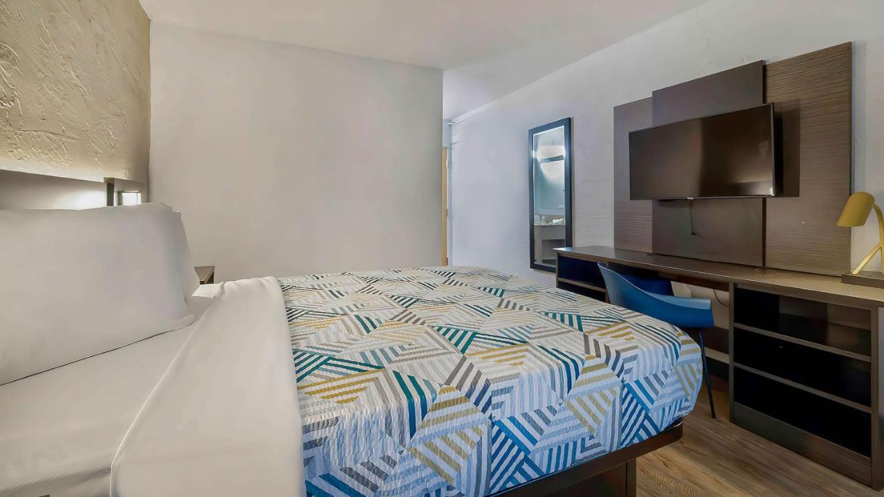 Motel 6-Milwaukee, Wi - Glendale المظهر الخارجي الصورة
