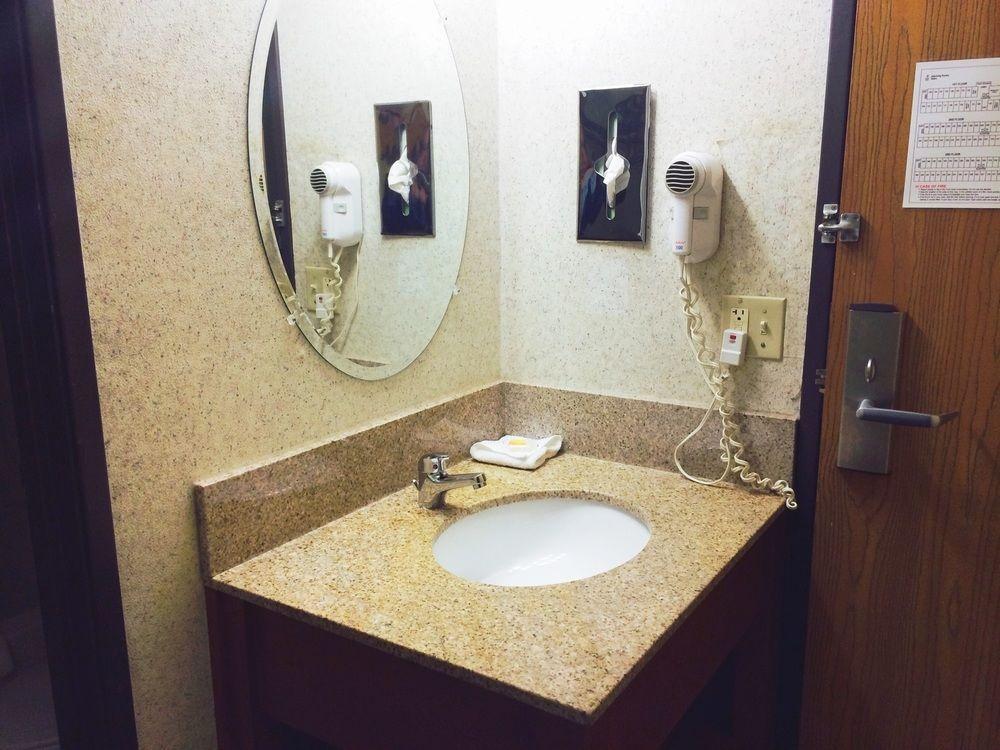 Motel 6-Milwaukee, Wi - Glendale المظهر الخارجي الصورة