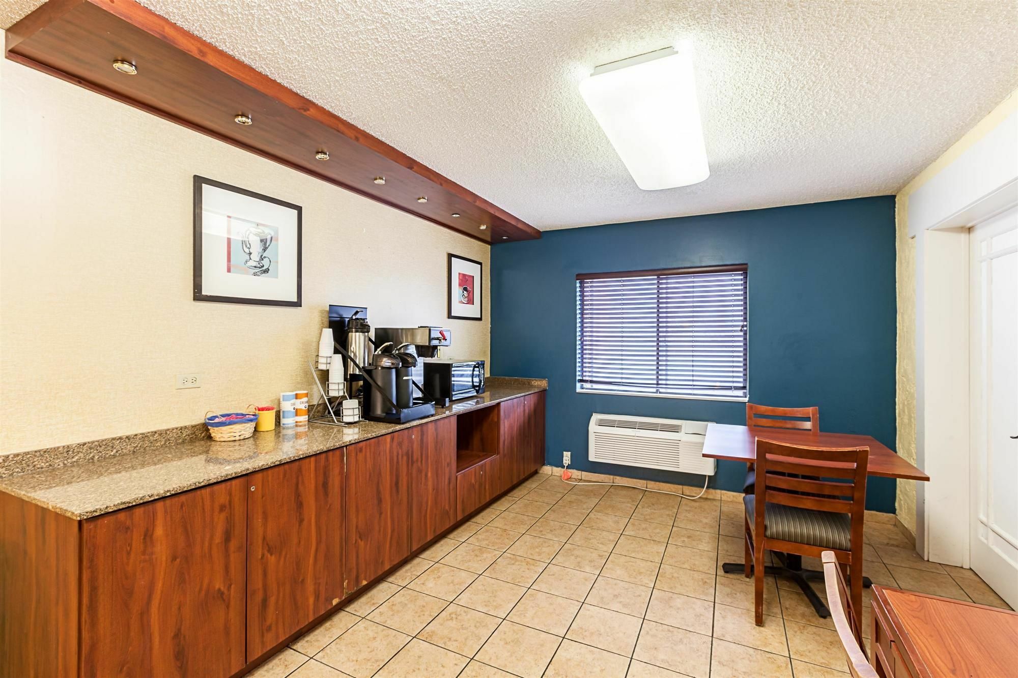 Motel 6-Milwaukee, Wi - Glendale المظهر الخارجي الصورة